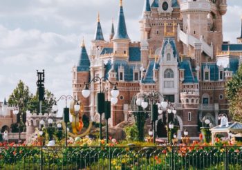 Visitors locked in again at Shanghai Disney due to China’s zero-COVID policy