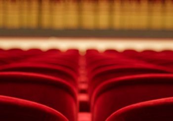 High ticket prices make theatre “elitist” says veteran actor 